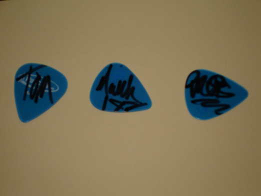HAND SIGNED BLINK 182 Band x3 Guitar Picks Plectrums Pic COA